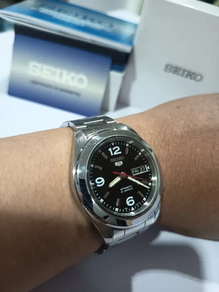 Jam tangan Seiko 5 Automatic Kondisi Original