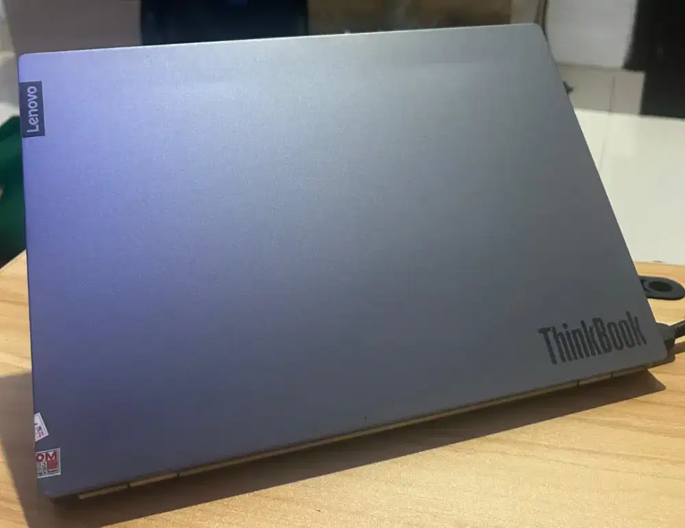 LENOVO THINKBOOK 13s
CORE I5 GEN 8 RAM 8 GB SSD 256 GB LAYAR 13 INCH