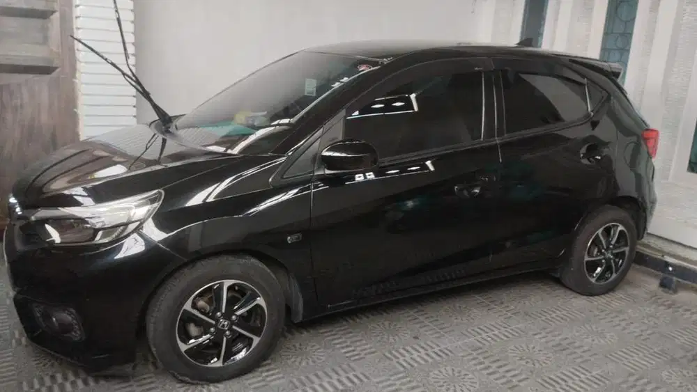 honda brio E metic