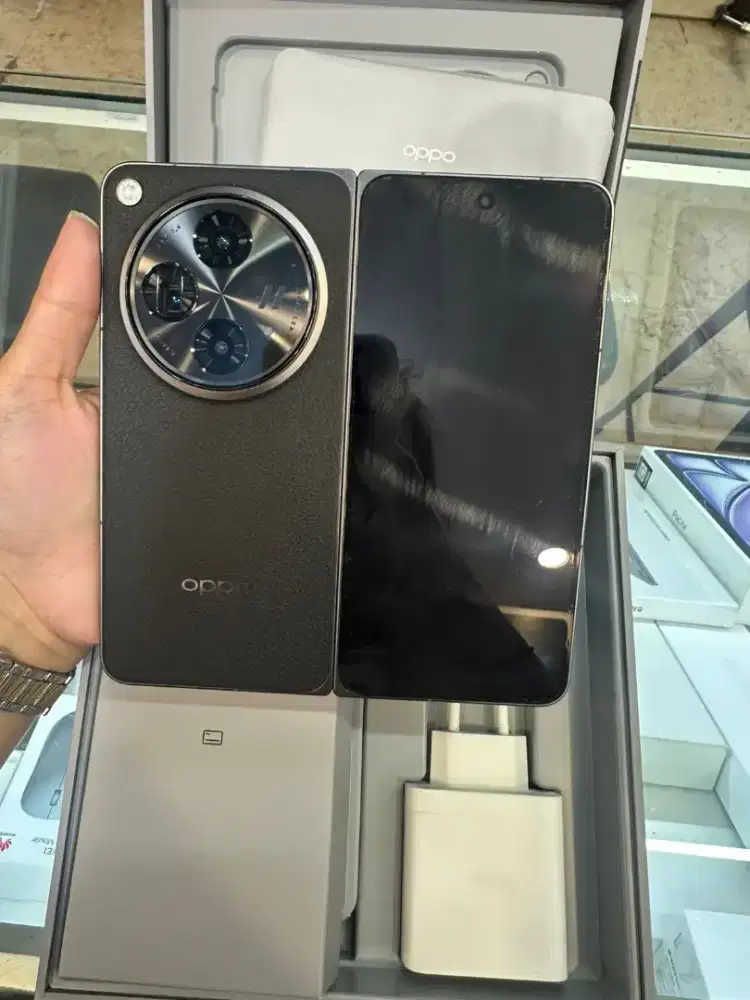 Oppo Find N3 Fold 16+4/512GB Garansi Resmi 21/11/26