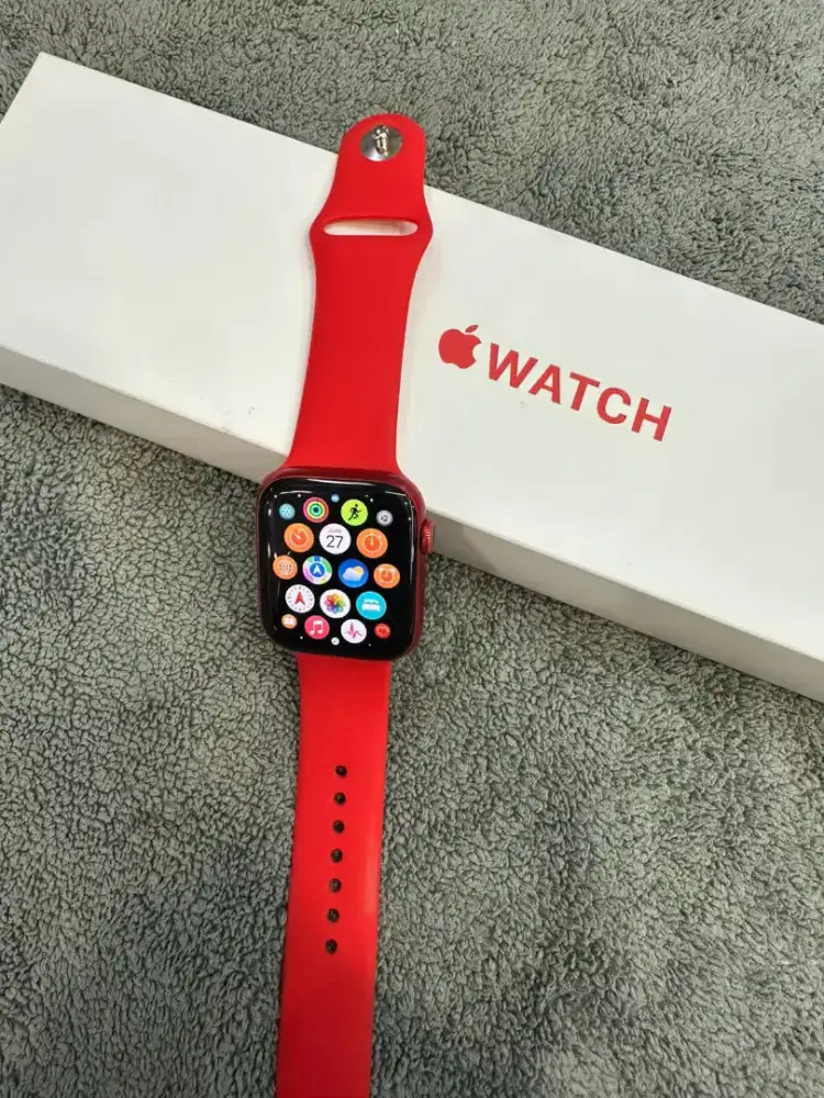 Apple watch series 6 44mm red ex ibox bh 89%