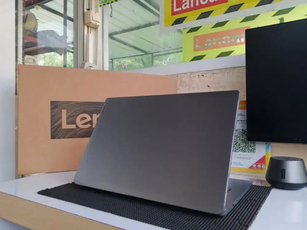 Lenovo V14 Ultrabook Multimedia Mulus Like New Garansi Panjang Gan