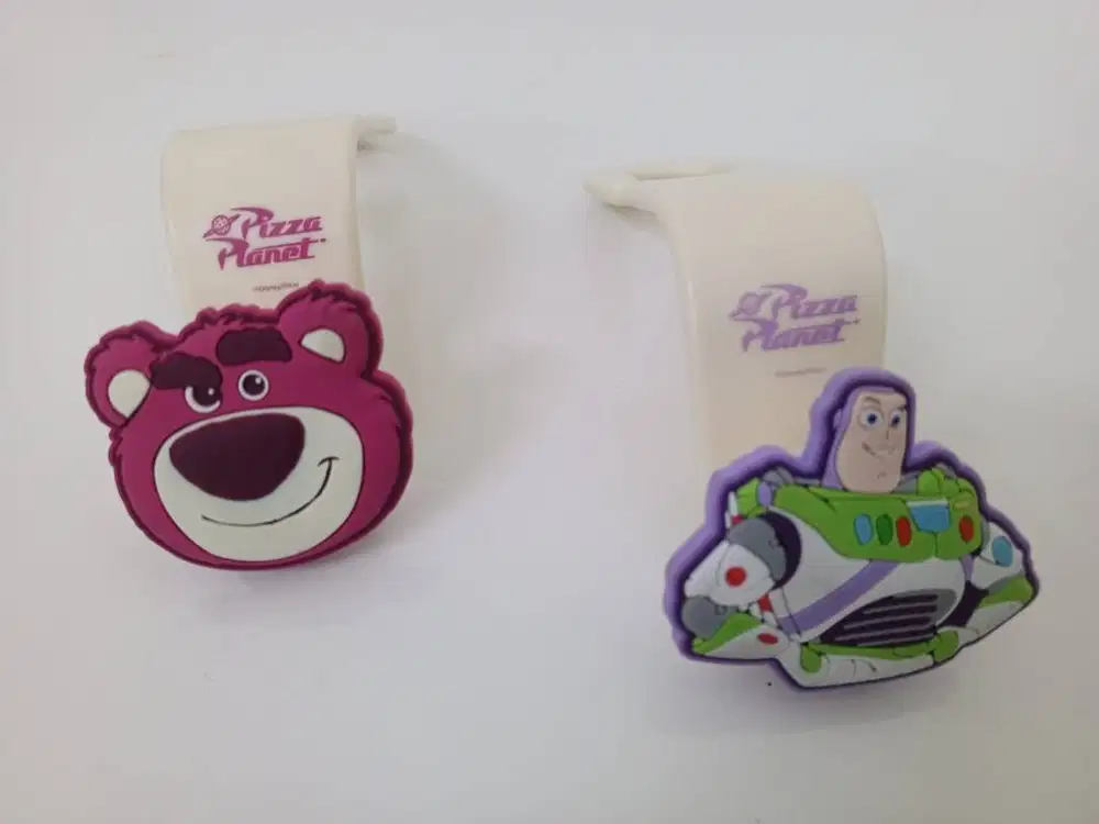 Car Hook Hanger Gantungan Kait Jok Mobil Universal PIXAR Series 2 Pcs