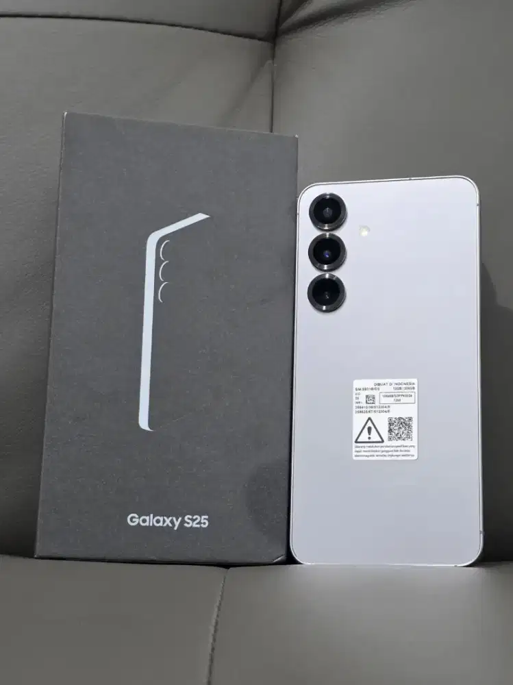 Samsung S25 12/256GB masih garansi