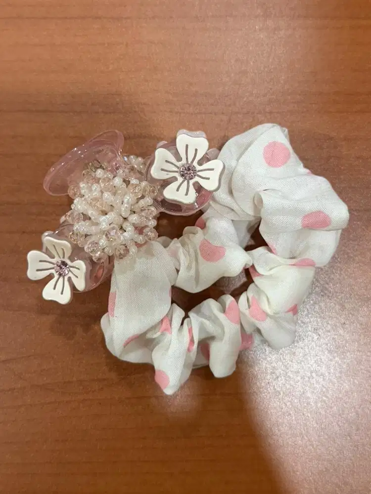 Ikat Rambut dan Jepitan