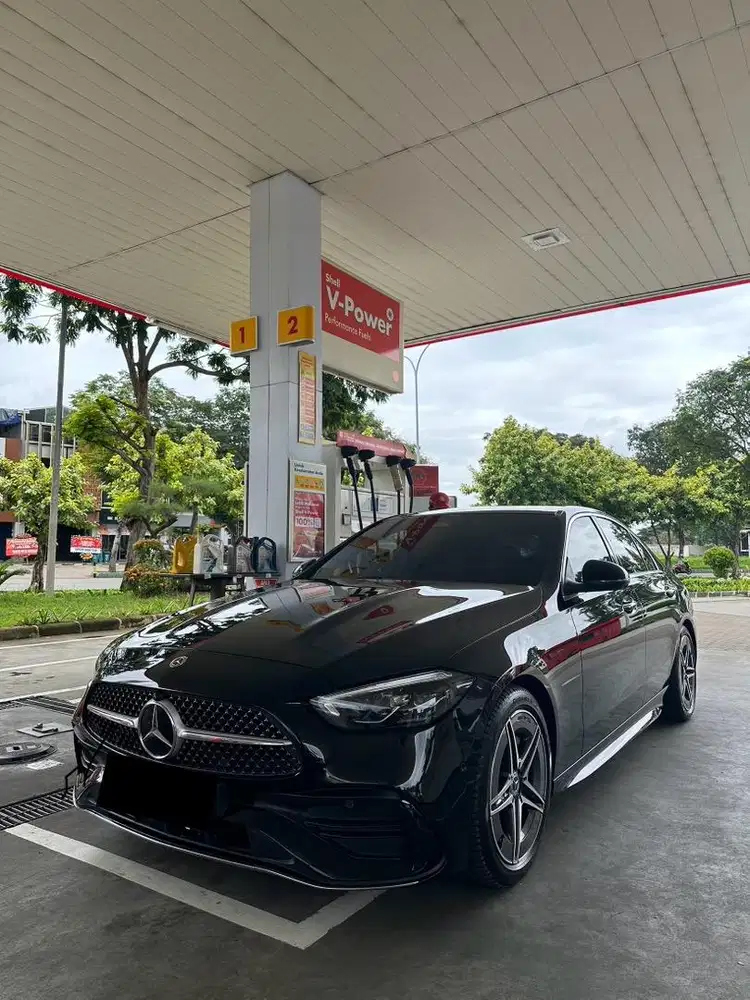 Mercedes Benz C300 W206 Hitam Mercy 2023 Perfect Condition