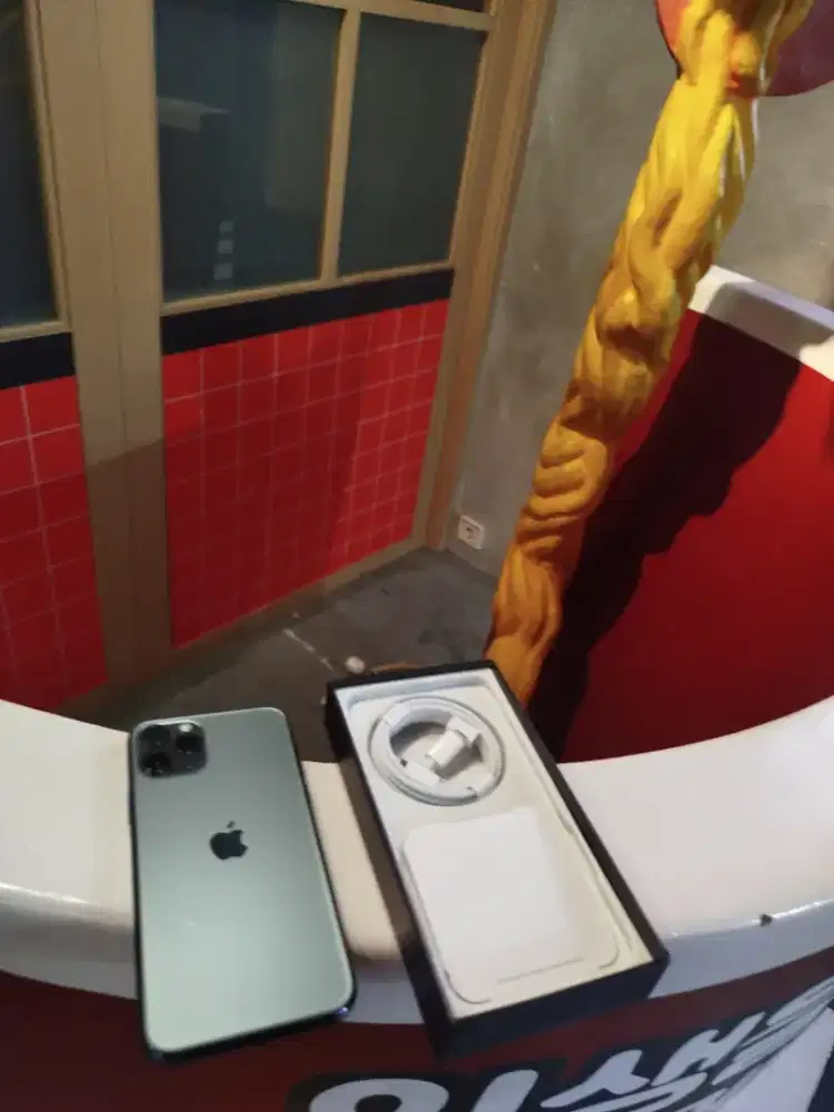 iPhone 11 pro 256gb rimember apple