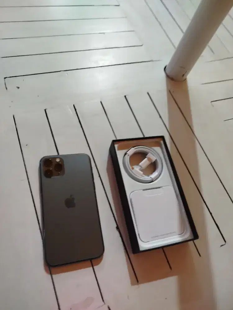 iPhone 11 pro 256gb bahagia apple