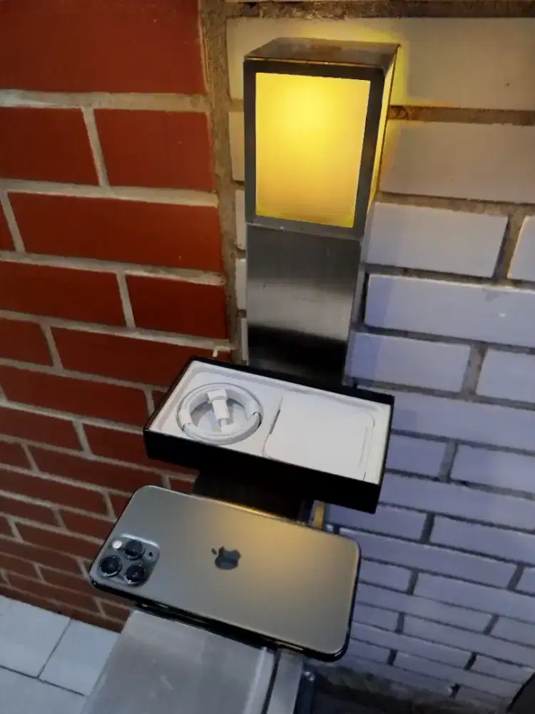 iPhone 11 pro 256gb sekali apple apple