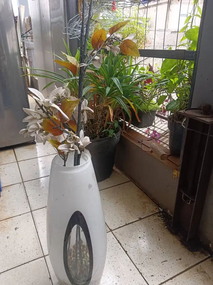 Pot bunga kaca impor