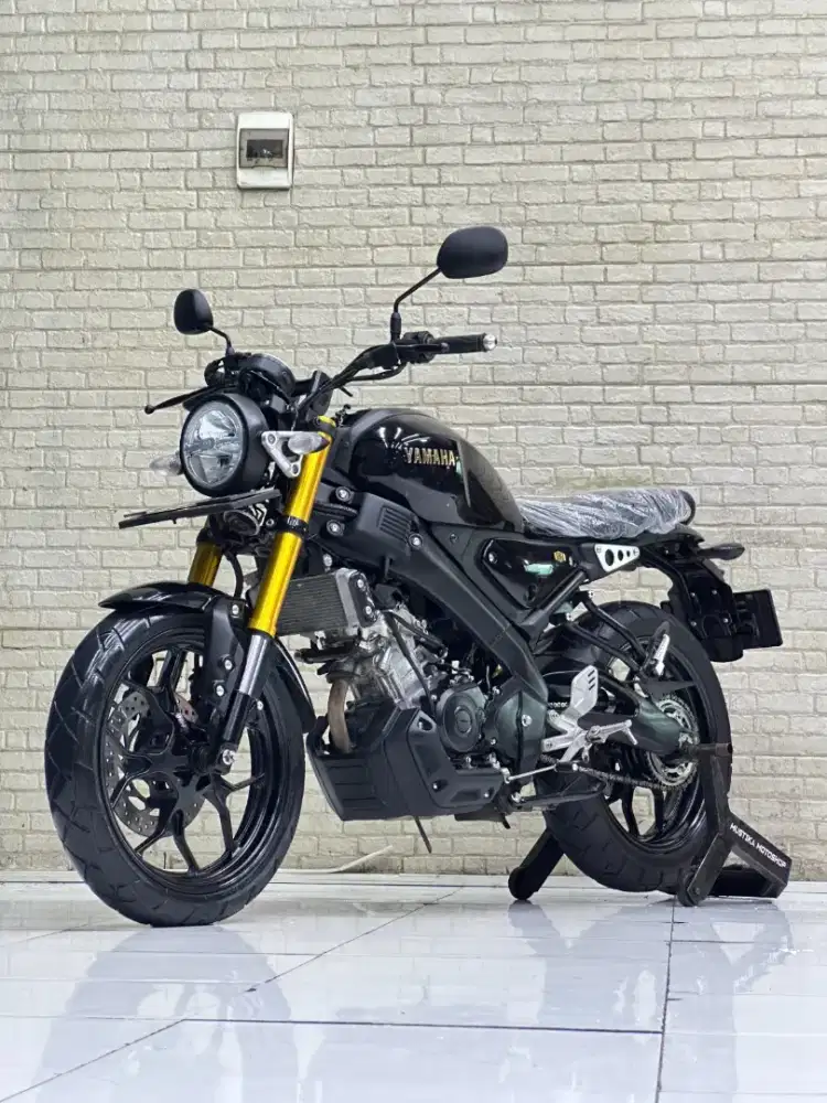 TERLARIS! YAMAHA XSR 155 2023 GLOSSY BLACK