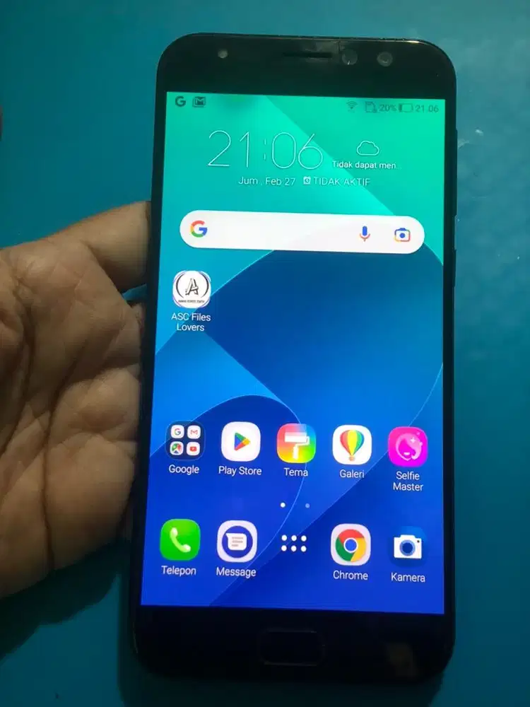 Asus zenfone selfie 4 pro 4/64