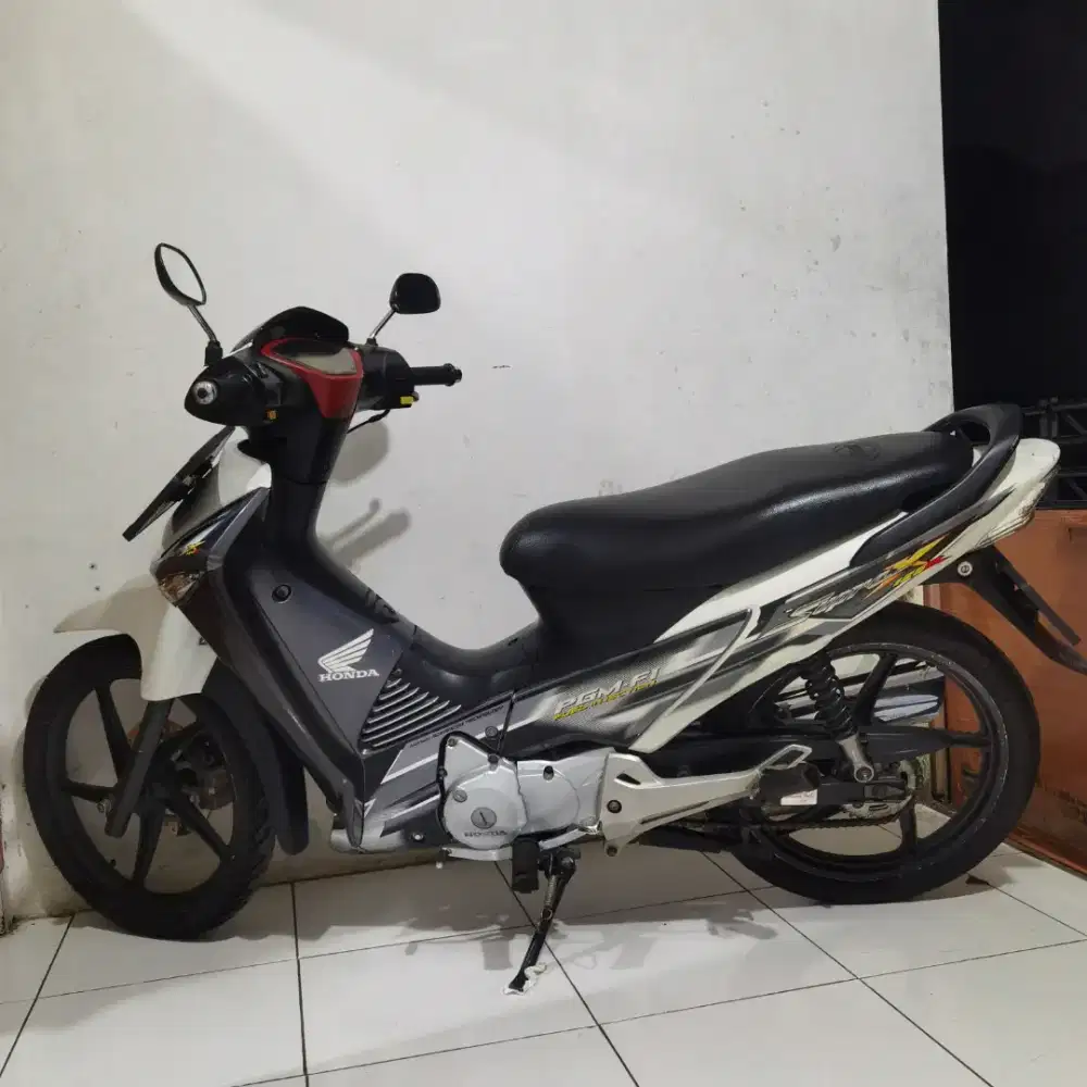 Supra x 125 2006 pgm fi lengkap
