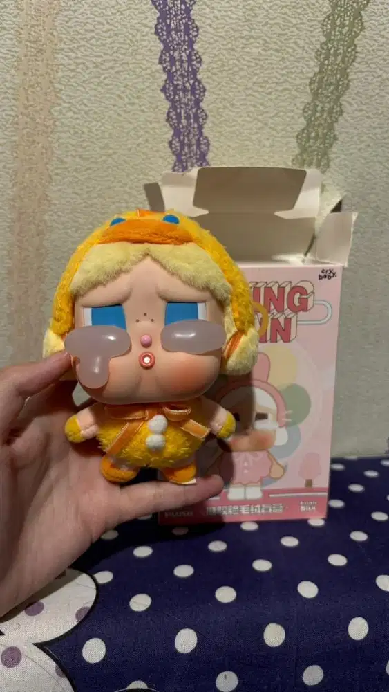 CRY BABY VINYL BLIND BOX