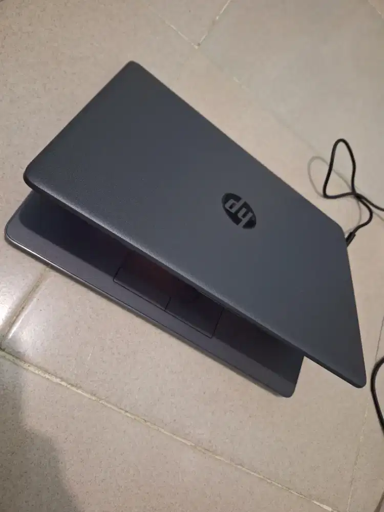 Bismillah di jual laptop hp slim core i3gen11 ssd 256gb siap pakai