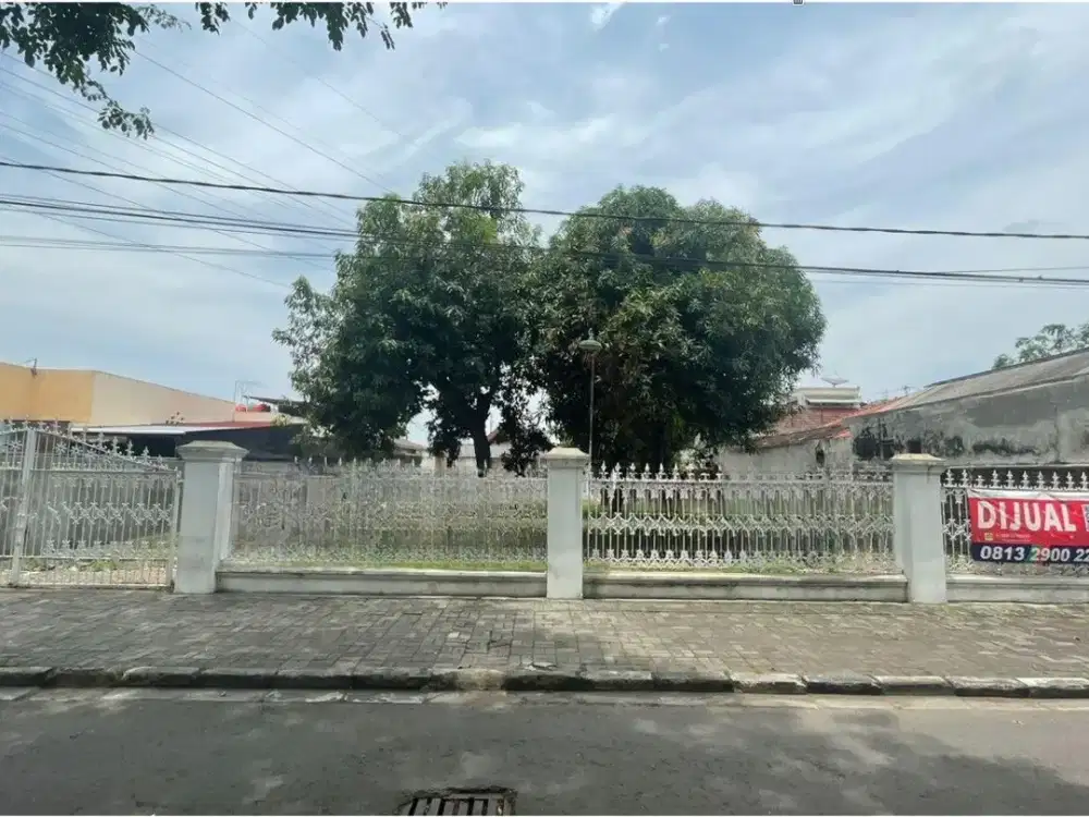 Dijual Tanah bonus rumah di jl utama adi sucipto jajar solo dekat hotel, supermarket,  rumah sakit