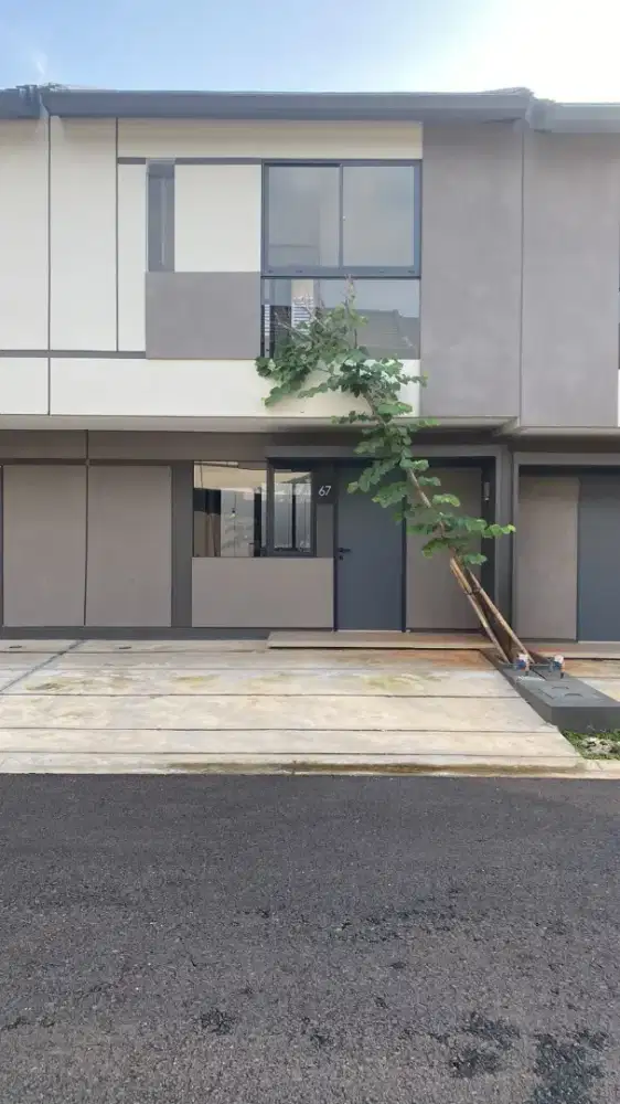 Jual Park Serpong XYZ Flo Takeover Siap Huni