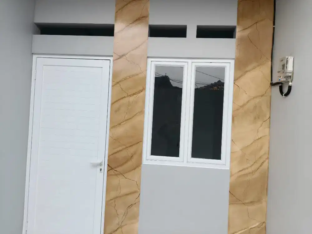 Rumah Kontrakan 2 Lt ada Garasi Mobil