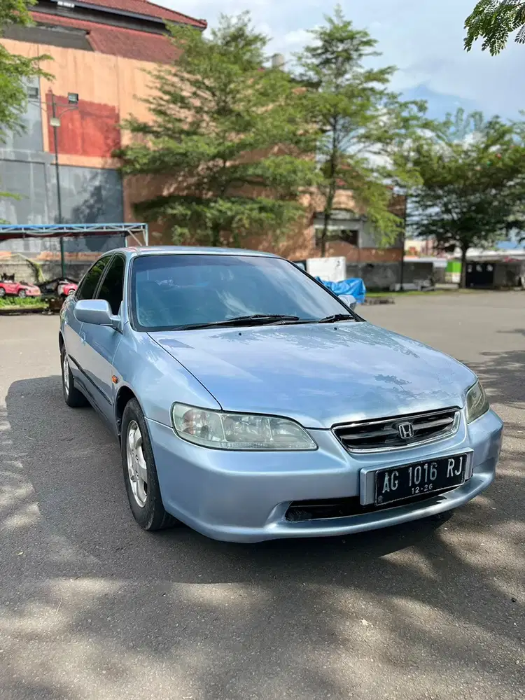 Honda Civic 2000 Bensin