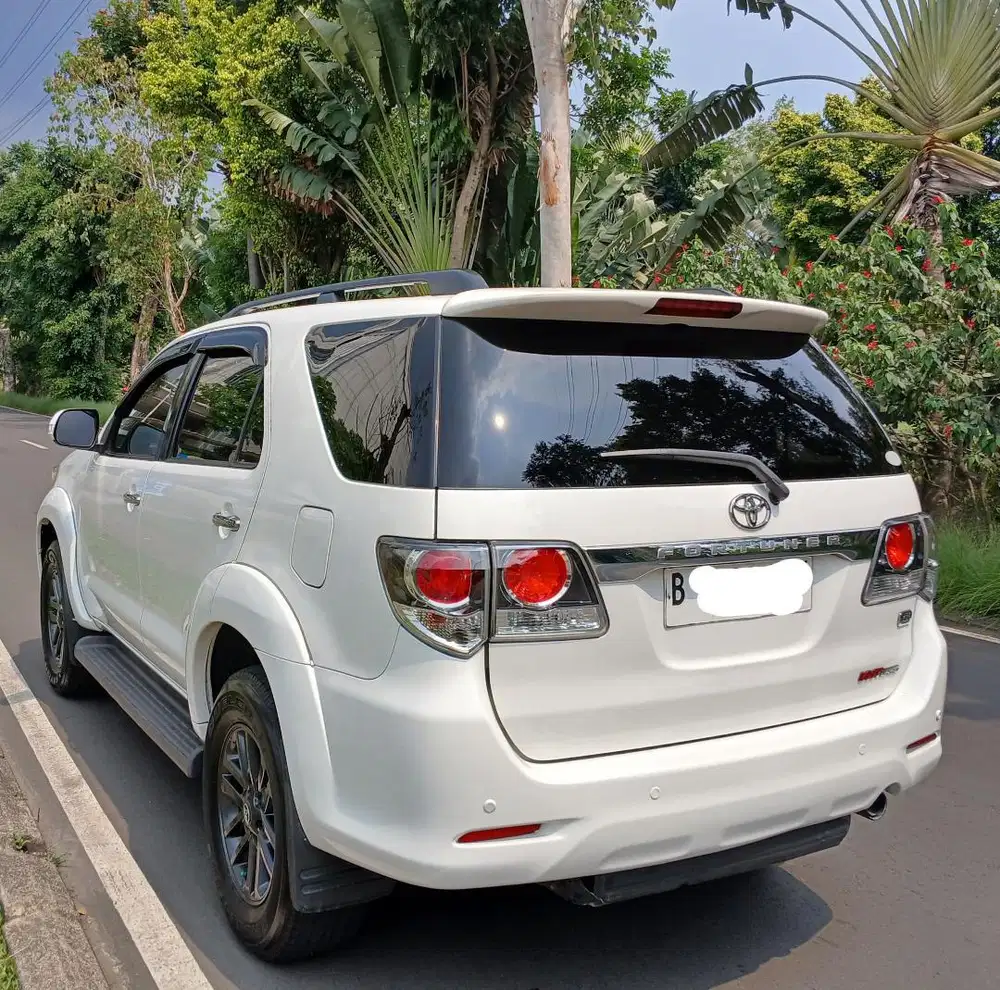 Fortuner G VNT AT 2015 Putih Favorit