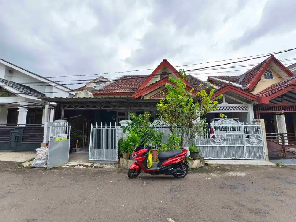 Dijual rumah luas bebas banjir siap huni di grand galaxy city