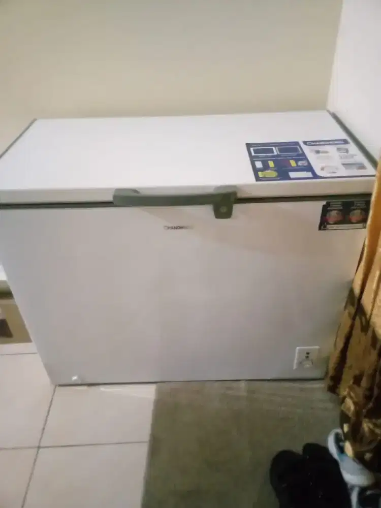 Freezer 200 liter merk changkong  siap pakai ORI blm diservic