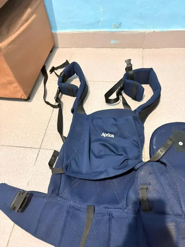 Gendongan Aprica CTS