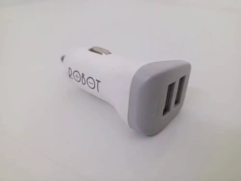 Car Charger Colokan USB Lighter Charger Mobil 2 Port merk ROBOT