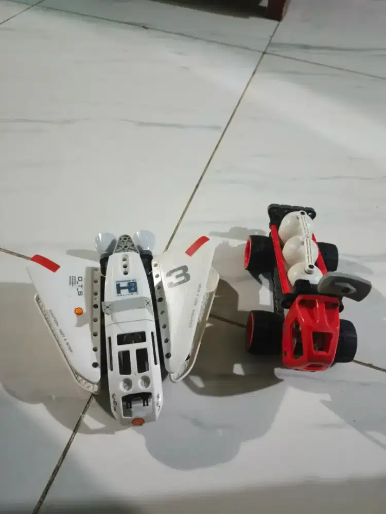 Pesawat luar angkasa & truck lego shell