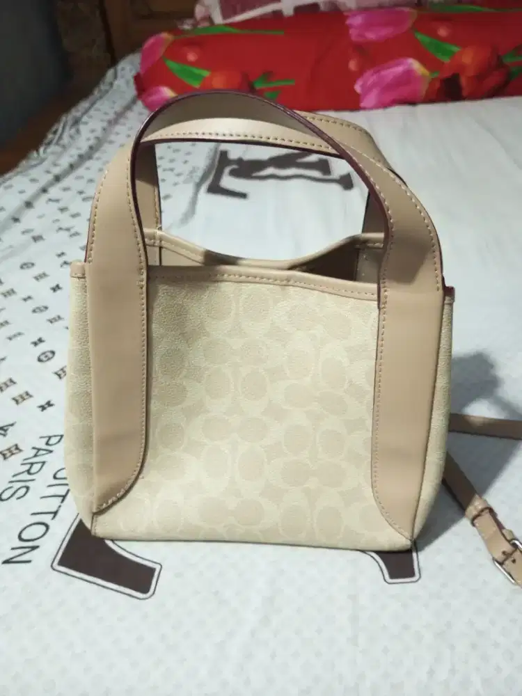 Dijual Tas Coach selempang