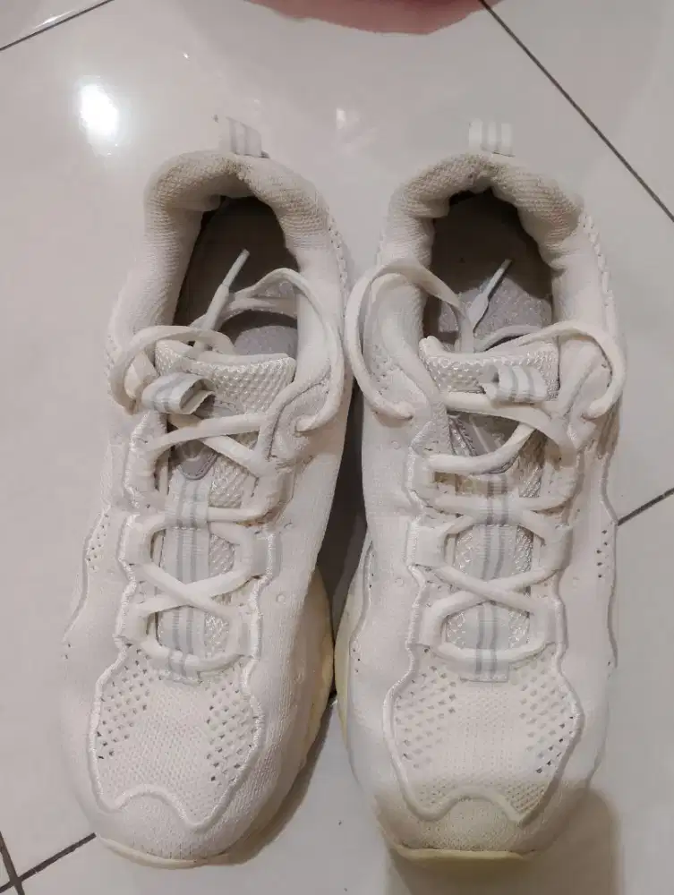 Sepatu Skechers wanita D'lite ukuran 37