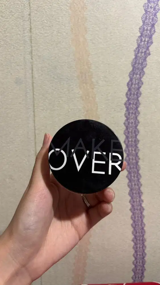 MAKEOVER POWDER