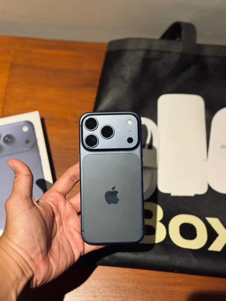 iPhone 17 Pro 512GB Deep Blue iBox