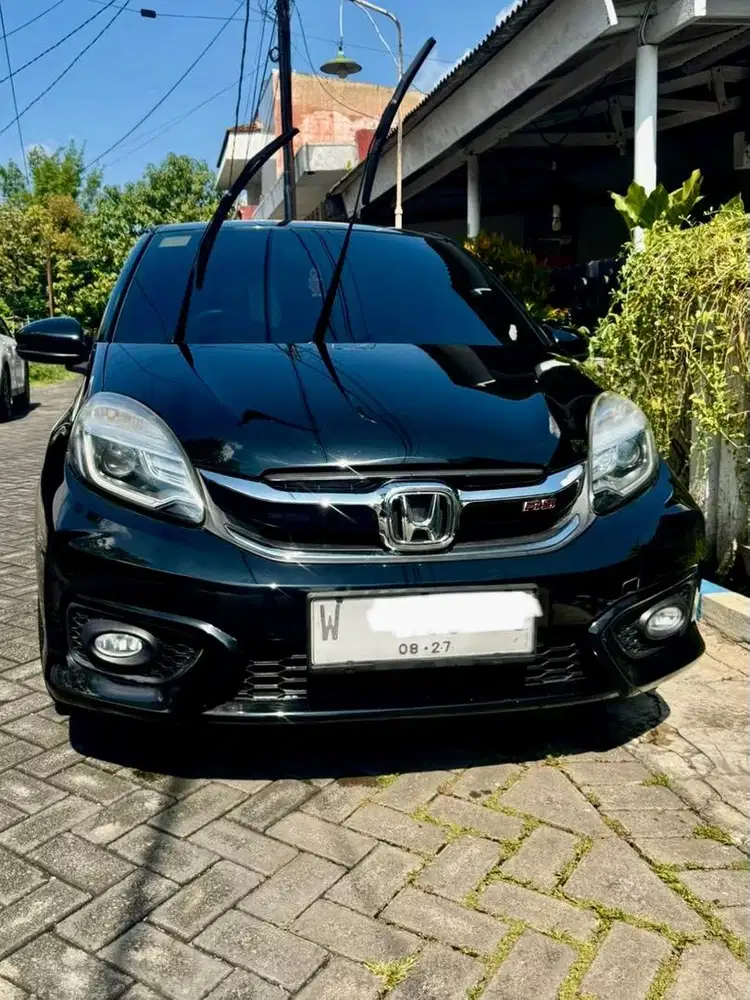 Brio RS matic 2017 Hitam L tgn pertama KM Low