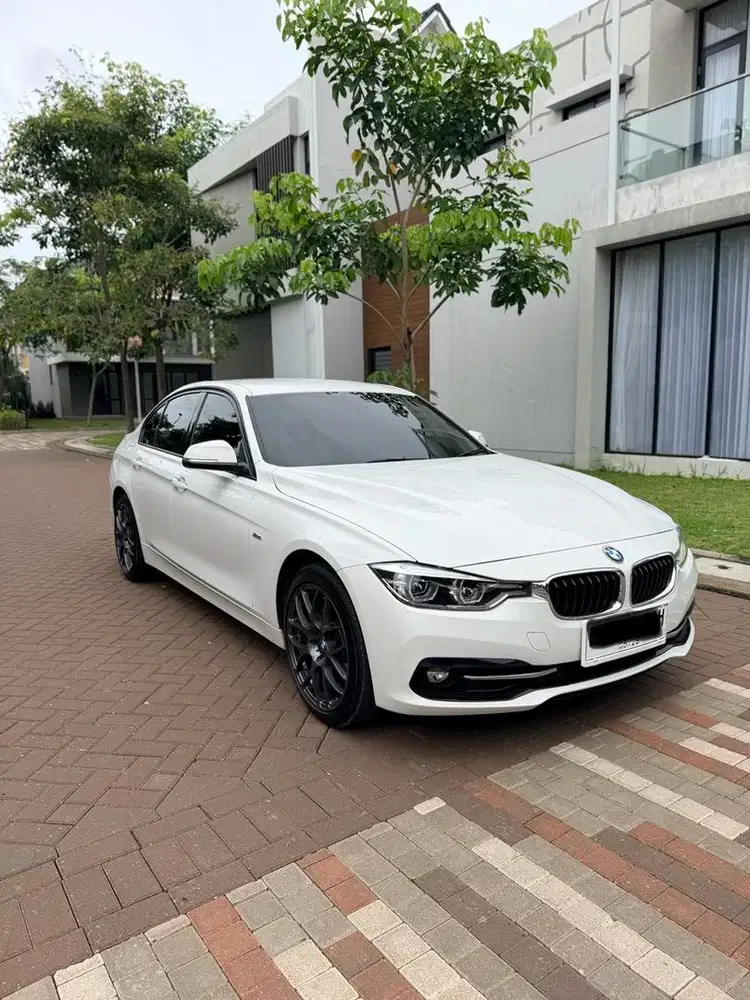 320i super well condition