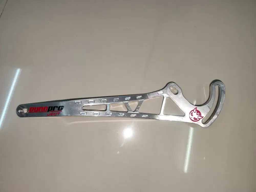 Bracket Knalpot MX King