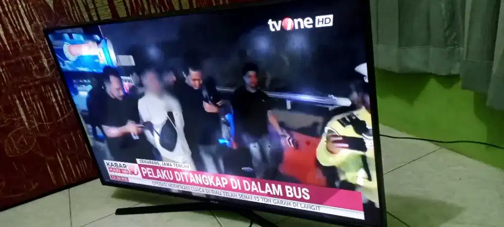 Tv led digital samsung 43inc