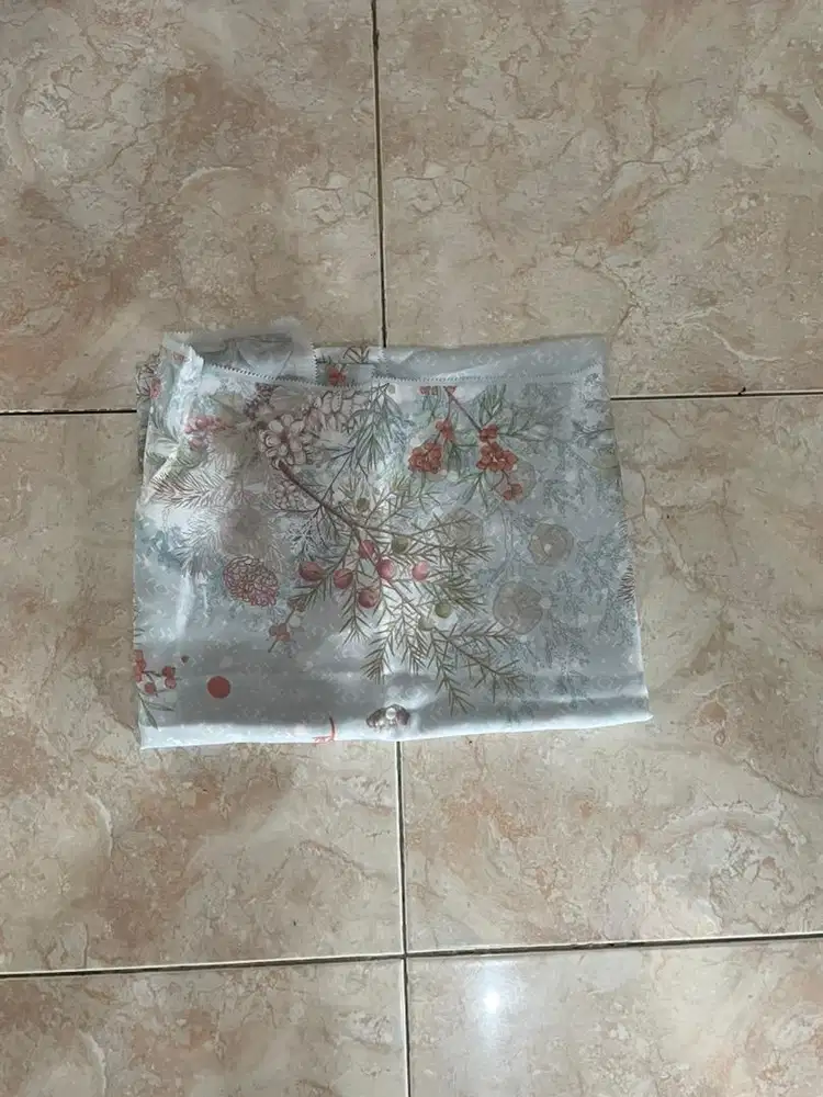 Kerudung Wanita Motif Bunga