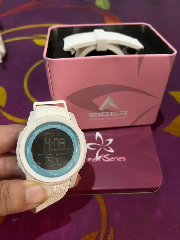 Eiger Women Series Watch Preloved