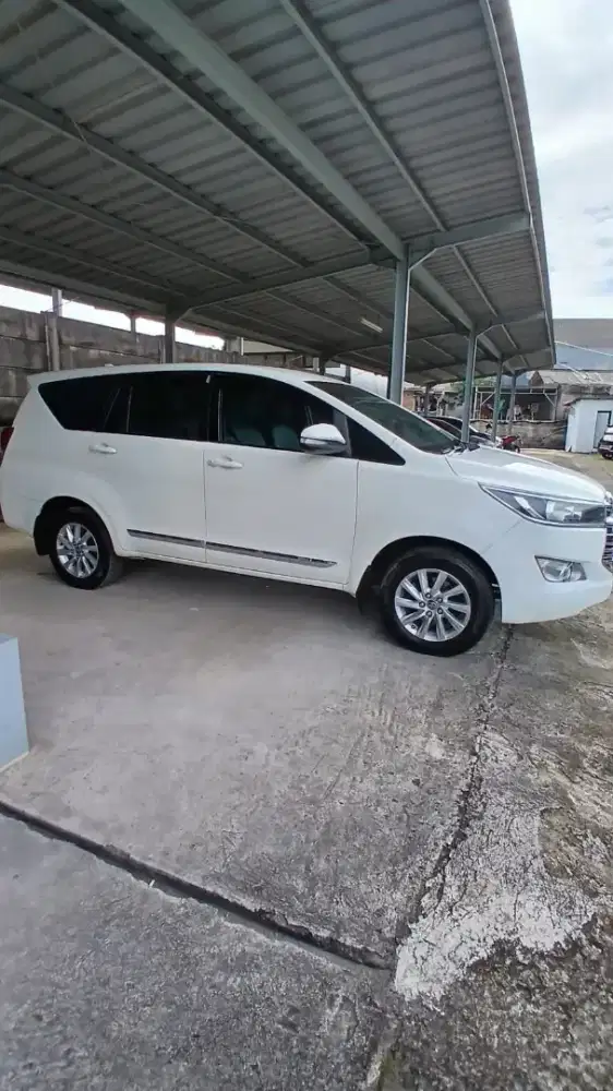 Innova 2.0 G AT putih 2016