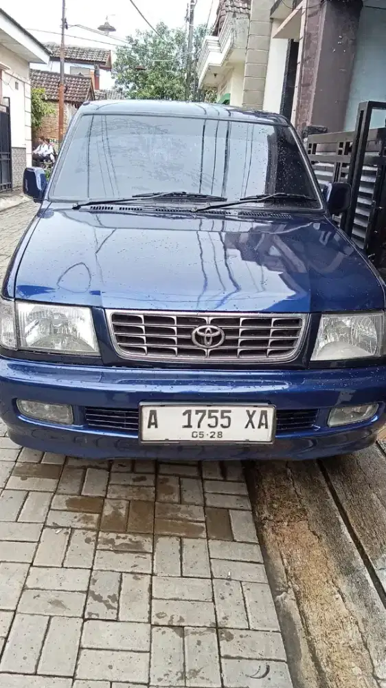 Dijual mobil Toyota Kijang LGX Solar Diesel 2002