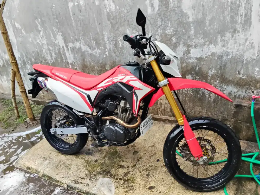 CRF 150 modif super moto