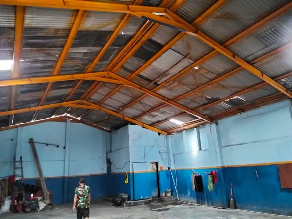 Di Sewakan Gudang Pinggir Jalan Raya Besar di Rawalumbu Bekasi