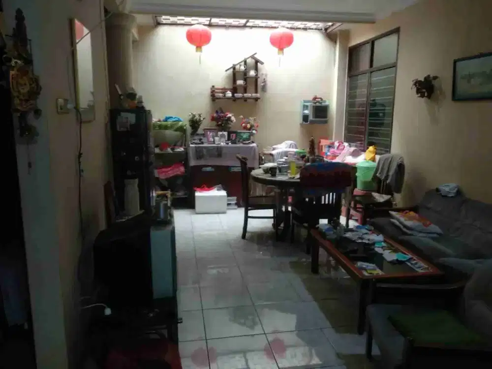 DIJUAL CEPAT DAN SERIUS RUMAH VILLA MELATI MAS JL RAYA SERPONG