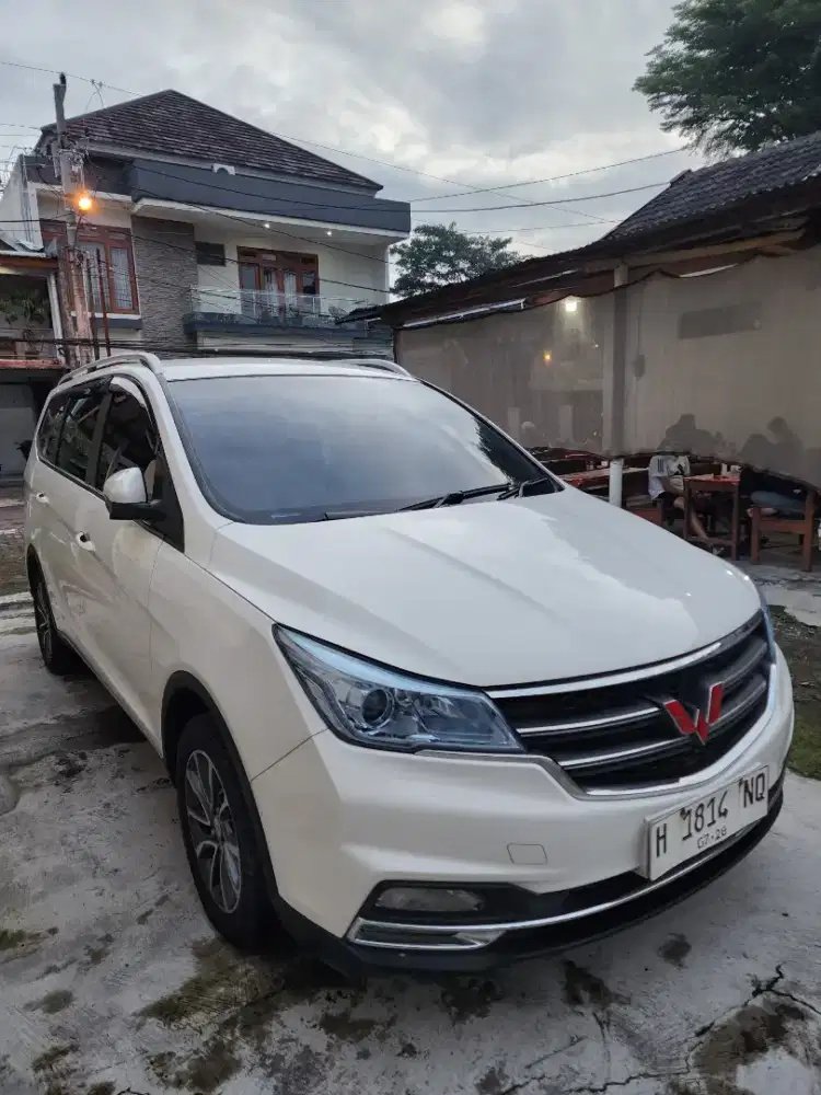 Wuling Cortez 1.5C (4x2) 6 MT Ac dobel putih 1500cc Irit nyaman CASH