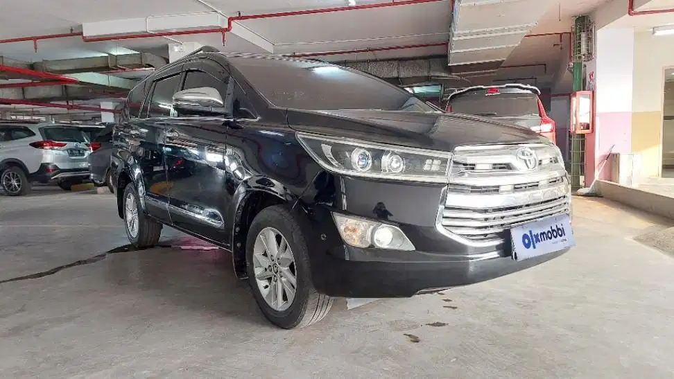 TDP 14JT,  Toyota Kijang Innova 2.0 V Bensin-AT Hitam 2019
