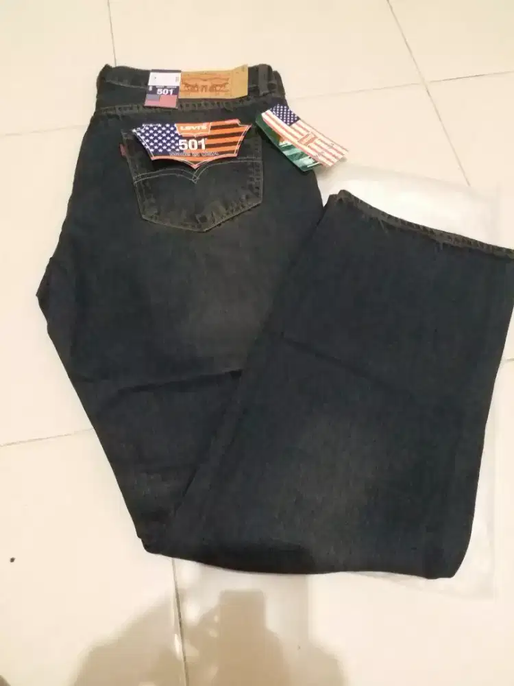 Celana Levi's Original Size 34 (LP 94cm) Baru fulltag