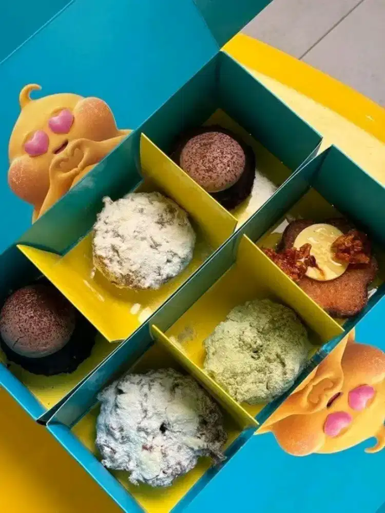 Saya juga berpengalaman di bidang konten kreator jika butuh dm aja kk