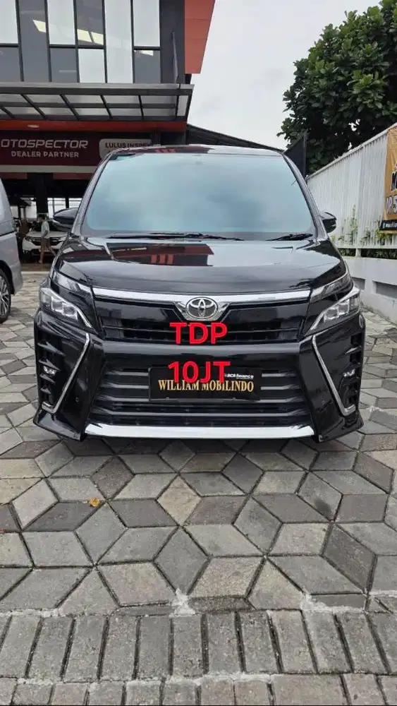 Toyota Voxy 2.0 Matic Tahun 2018 Kondisi Mulus Terawat Istimewa