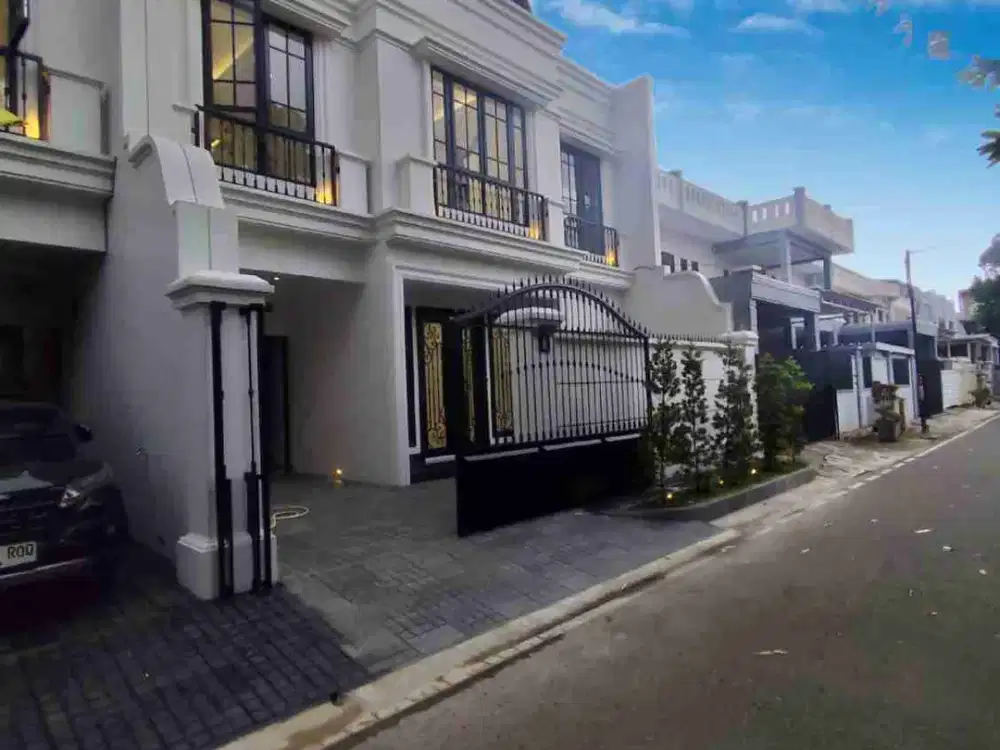 DIJUAL RUMAH BARU DESIGN AMERICAN CLASSIC, KOMPLEK PREMIUM DI JAKARTA PUSAT